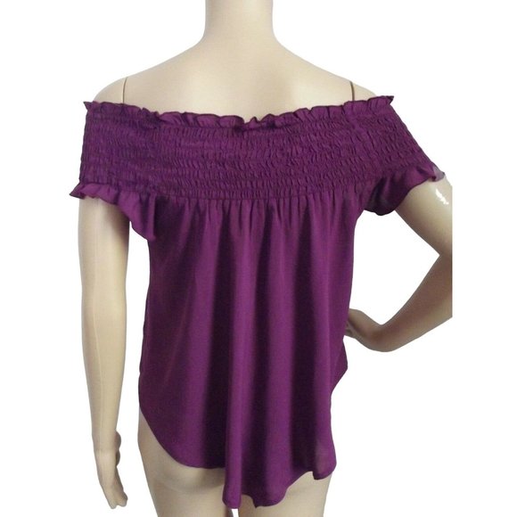 Express XS Purple Smocked Off The Shoulder Blouse asymmetrical hem top (0-2) - Picture 5 of 8